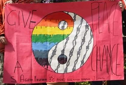 Bandiera della pace scuola secondaria di Sant'Agata Feltria