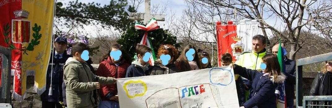 Bandiera della pace scuola primaria di Sant'Agata Feltria